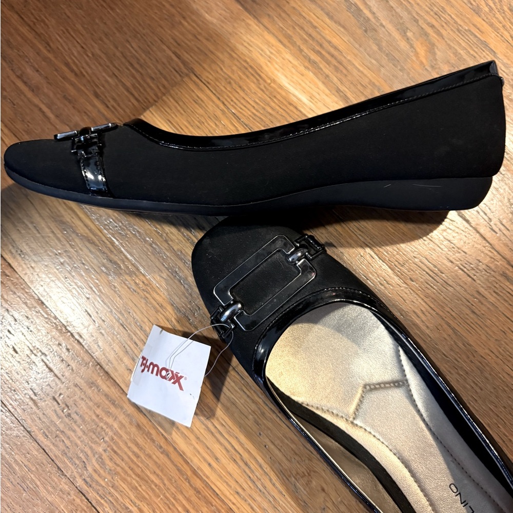 COPY - NEW Ladies Dress Shoes!